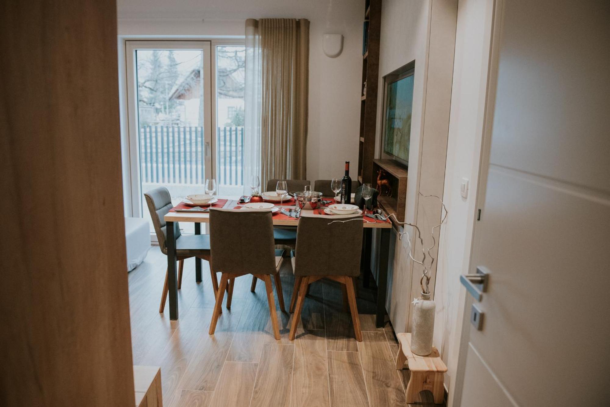 Vila Mojca Apartments Jasna & Jelka 크라니스카고라 객실 사진