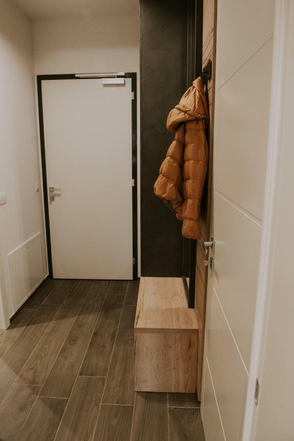 Vila Mojca Apartments Jasna & Jelka 크라니스카고라 외부 사진